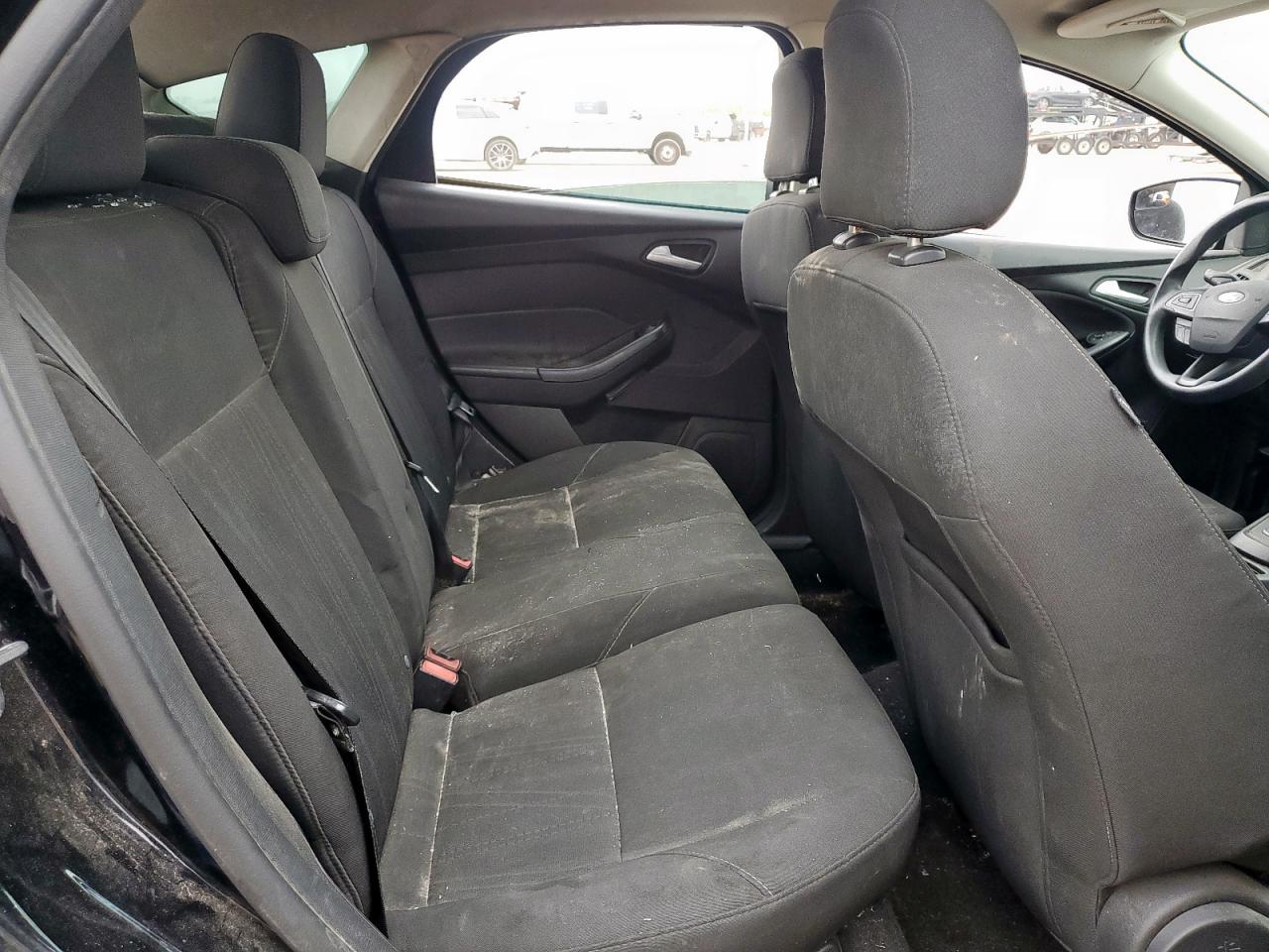 2016 Ford Focus Se VIN: 1FADP3K25GL245002 Lot: 65144905