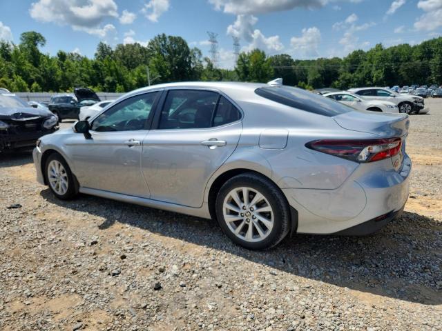  TOYOTA CAMRY 2022 Srebrny