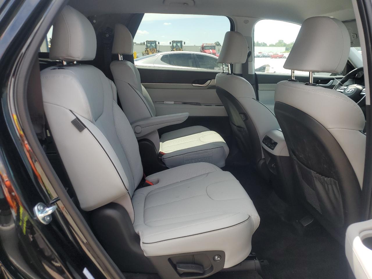 2025 Hyundai Palisade Sel VIN: KM8R24GE8SU913168 Lot: 63843375