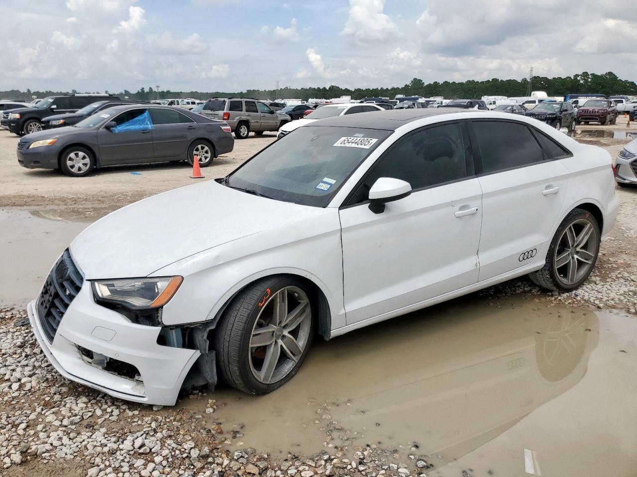 2016 Audi A3 Premium VIN: WAUA7GFF8G1118285 Lot: 65444805