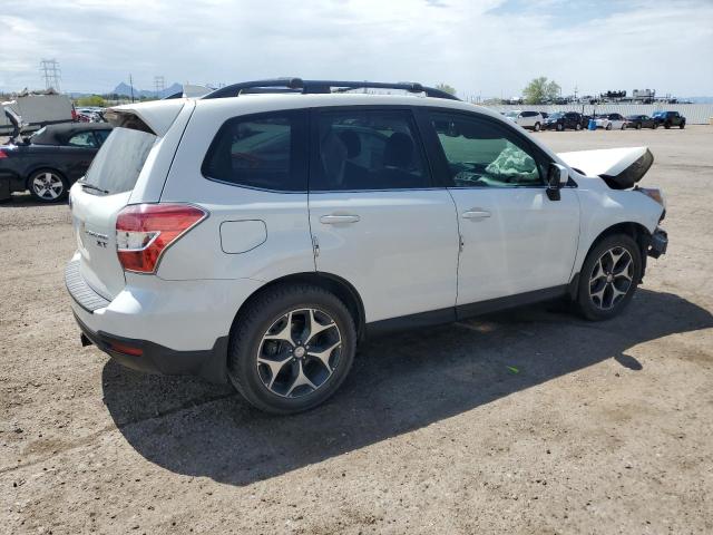  SUBARU FORESTER 2016 Biały