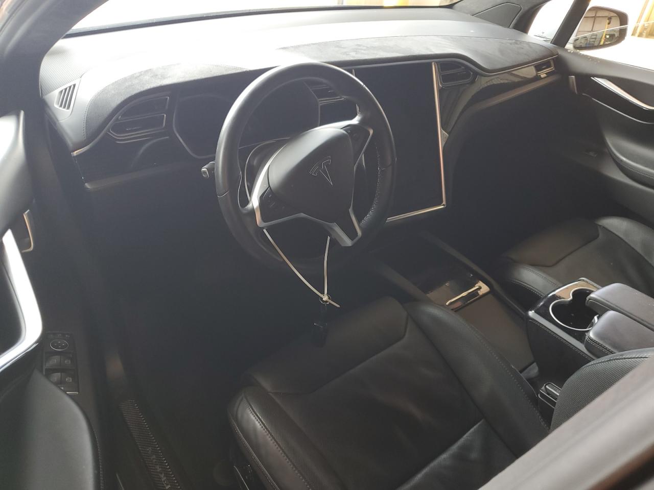 2016 Tesla Model X VIN: 5YJXCBE27GF018275 Lot: 72080015