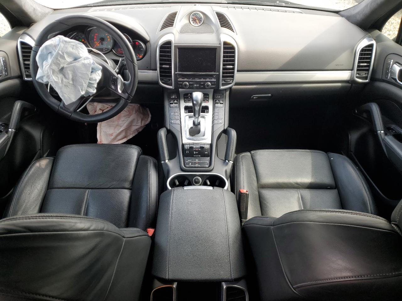 2013 Porsche Cayenne Gts VIN: WP1AD2A23DLA74360 Lot: 64064725