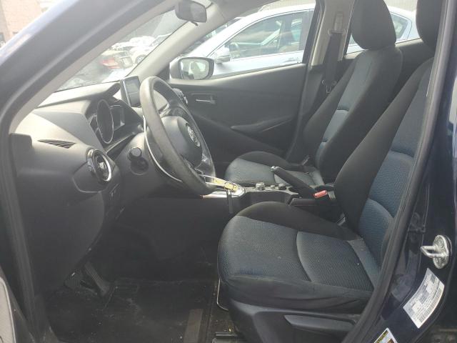 Sedans TOYOTA YARIS 2017 Blue