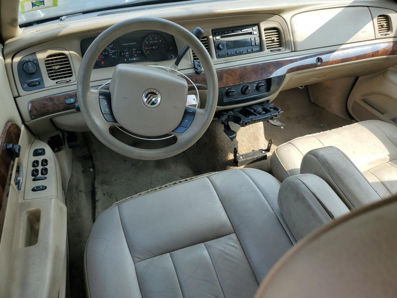 2007 Mercury Grand Marquis Gs VIN: 2MEFM74W47X620432 Lot: 66742865