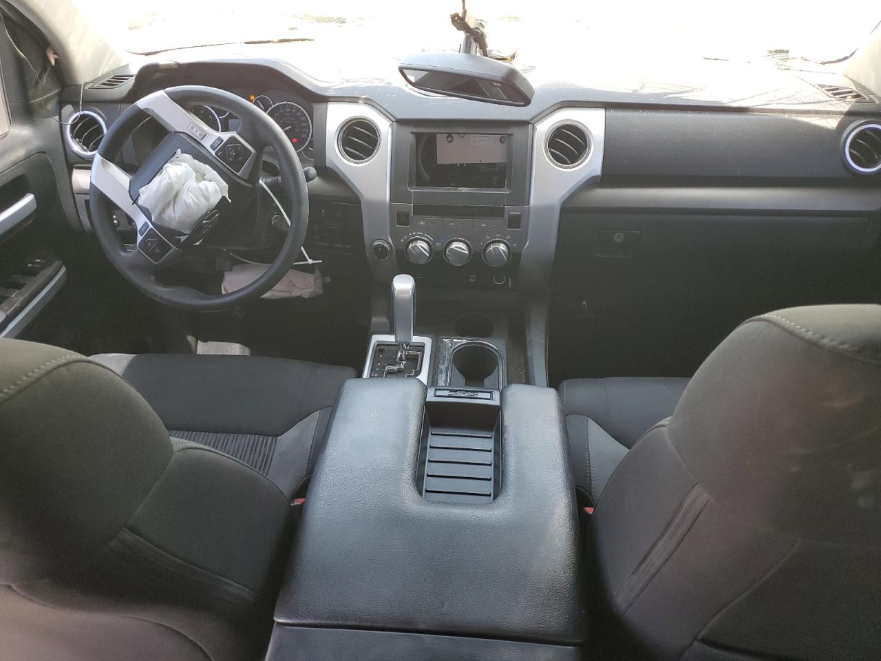 2017 Toyota Tundra Double Cab Sr VIN: 5TFUY5F15HX630915 Lot: 64274605