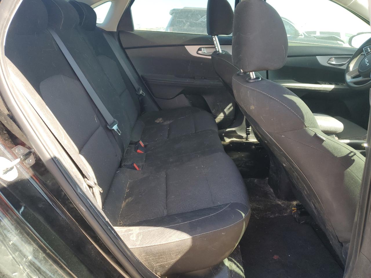 3kpf24adxre695945 3KPF24ADXRE695945 2024 Kia Forte Lx