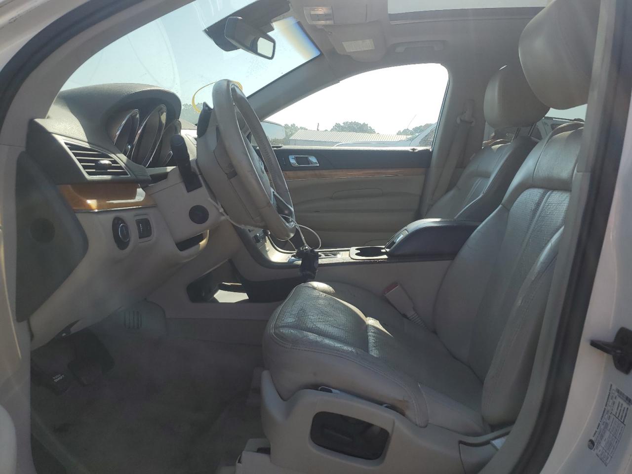 2012 Lincoln Mkt VIN: 2LMHJ5AT0CBL52973 Lot: 63689985