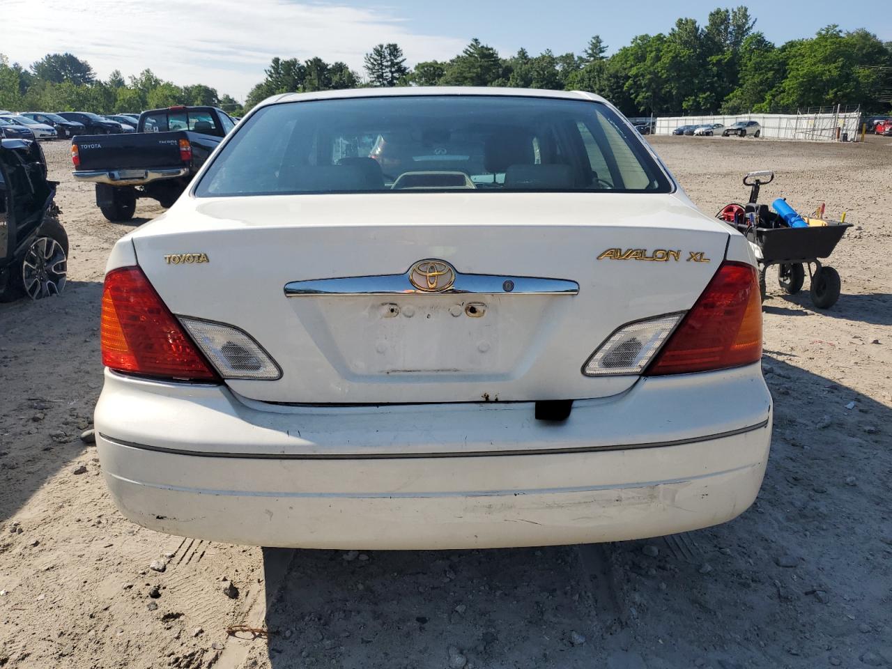 2002 Toyota Avalon Xl VIN: 4T1BF28B32U205862 Lot: 62283465