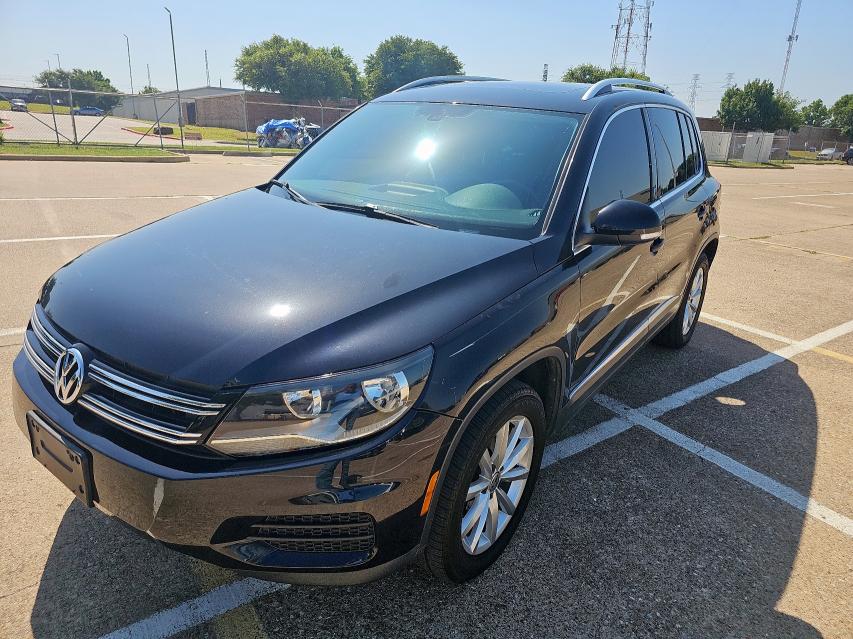 Parquets VOLKSWAGEN TIGUAN 2017 Black
