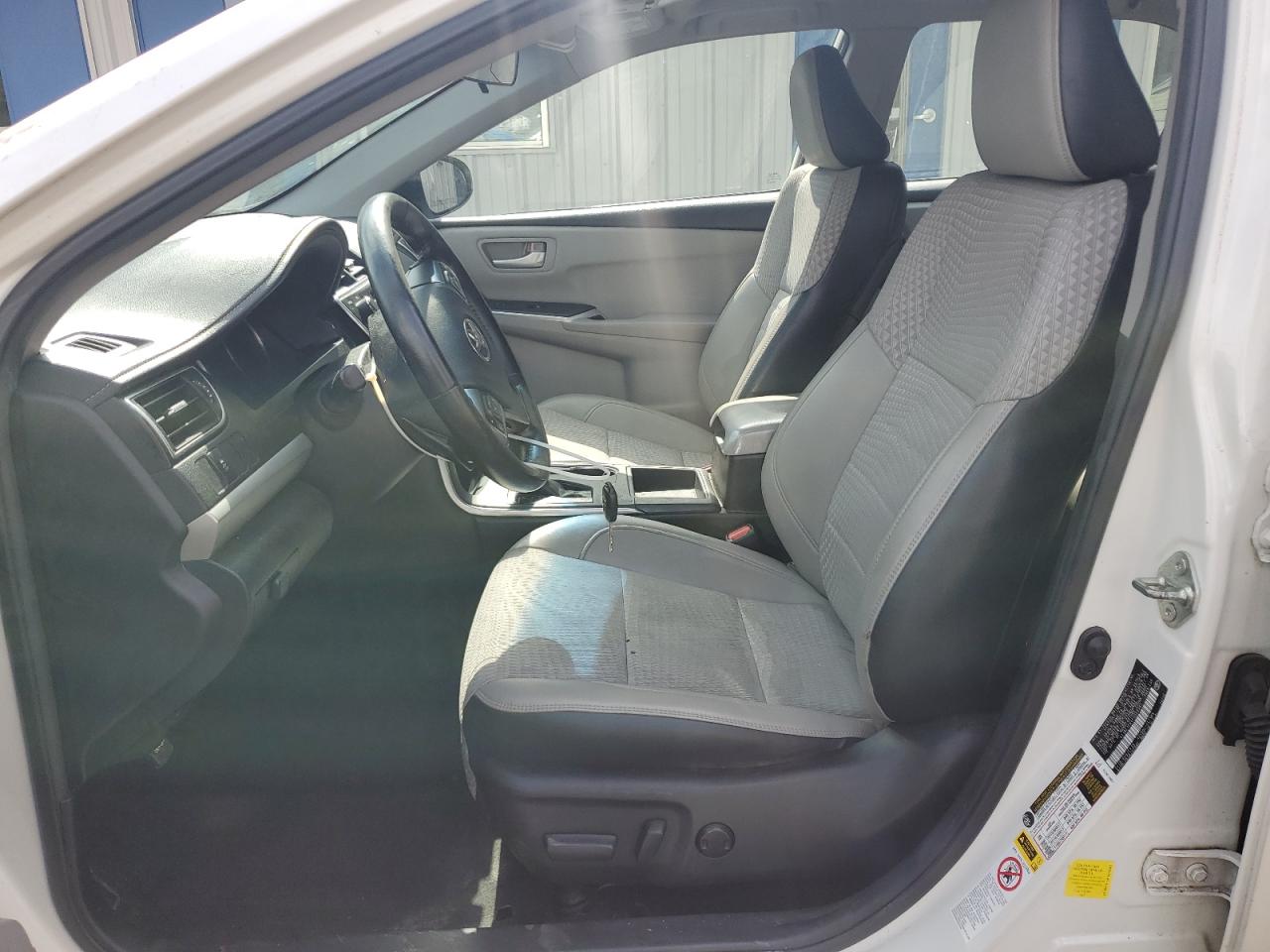 2015 Toyota Camry Le VIN: 4T1BF1FK4FU023381 Lot: 62889305