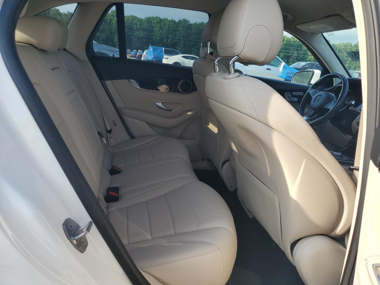 2017 Mercedes-Benz Glc 300 VIN: WDC0G4JB1HF220494 Lot: 63455615