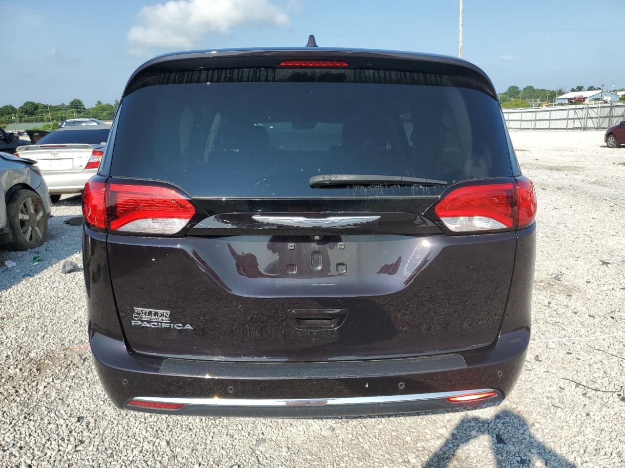 2018 Chrysler Pacifica Touring L VIN: 2C4RC1BG0JR113906 Lot: 65578025