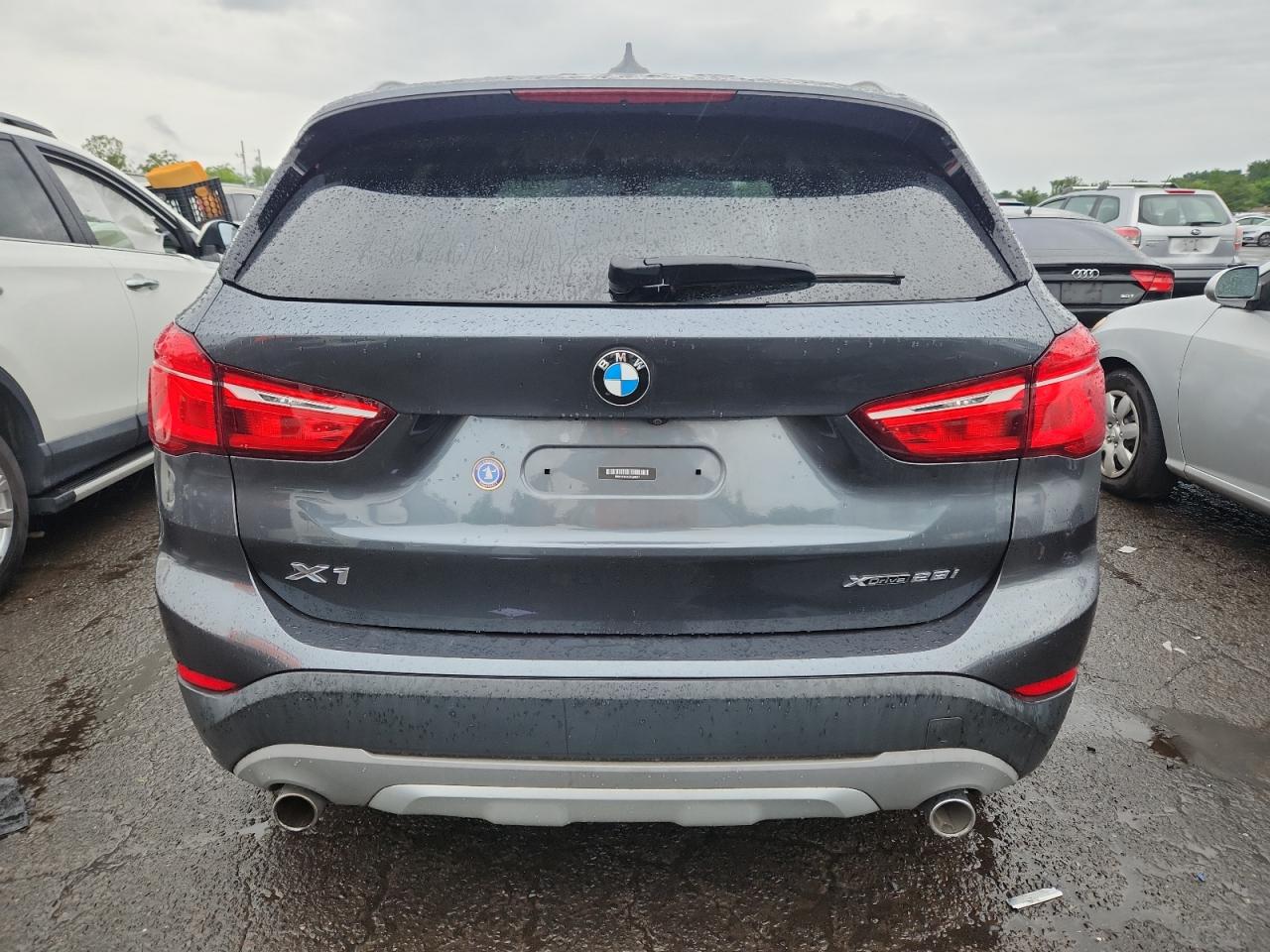 2018 BMW X1 xDrive28I VIN: WBXHT3C31J5L33817 Lot: 63709435