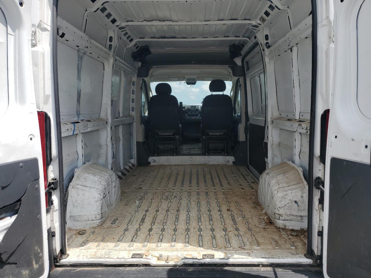 2020 Ram Promaster 1500 1500 High VIN: 3C6TRVBG0LE102573 Lot: 64362405