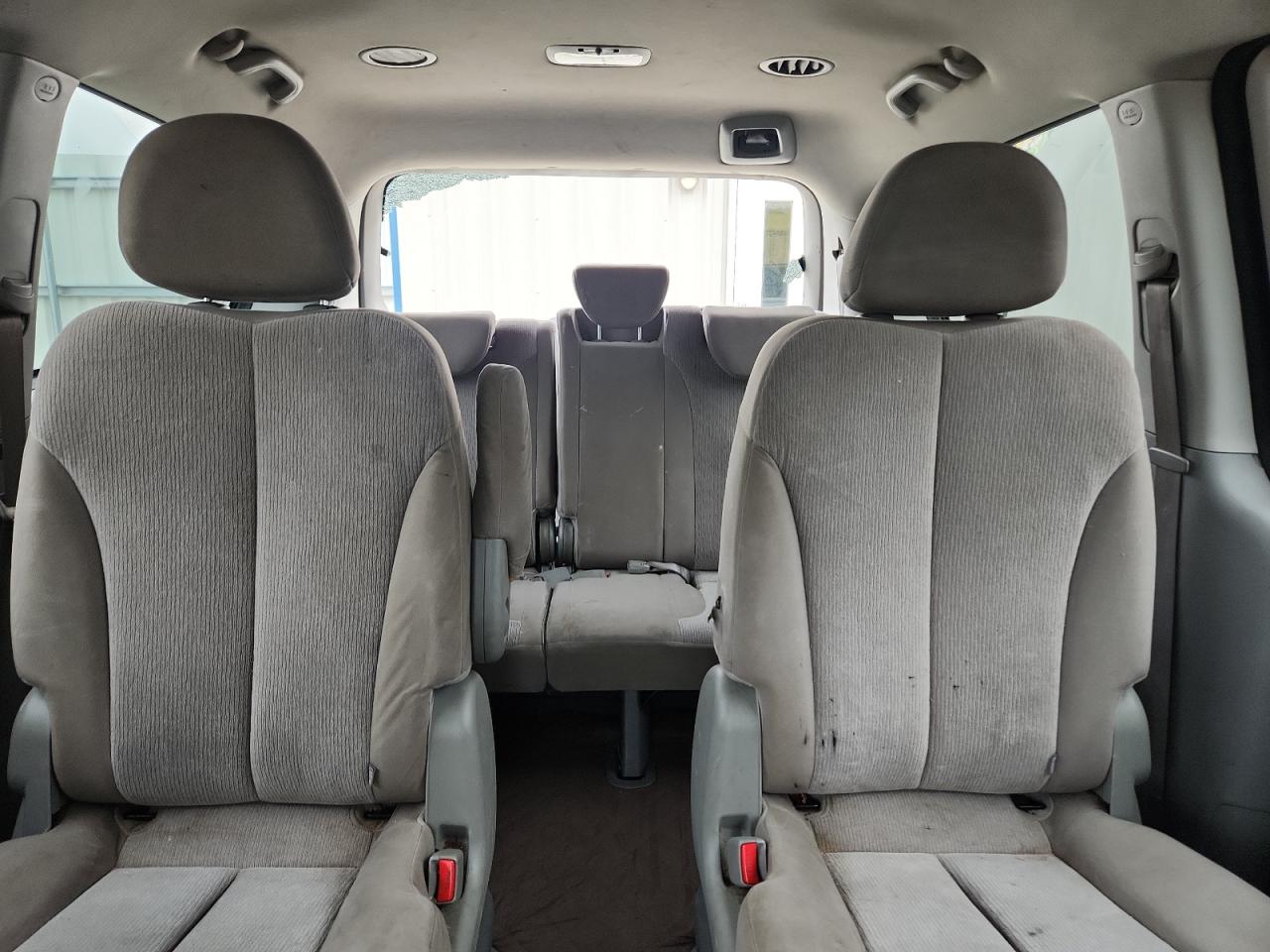 2012 Kia Sedona Lx VIN: KNDMG4C73C6417353 Lot: 64374135