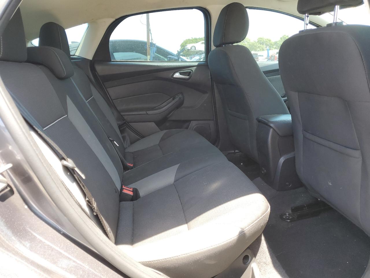 2014 Ford Focus Se VIN: 1FADP3K27EL311935 Lot: 64132745