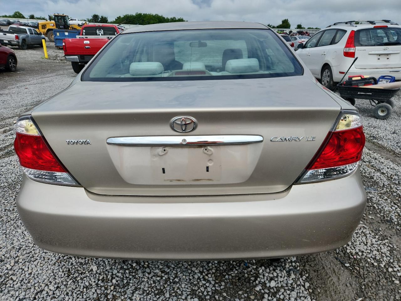 2005 Toyota Camry Le VIN: 4T1BE32K65U613116 Lot: 64740785
