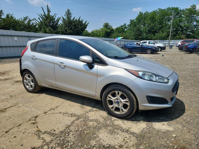  FORD FIESTA 2015 Silver