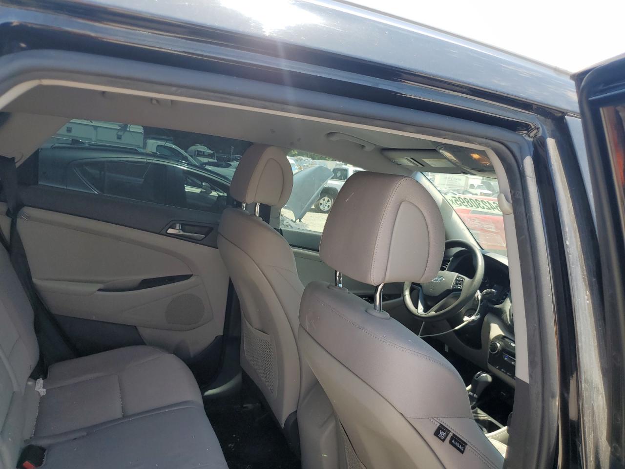2018 Hyundai Tucson Sel VIN: KM8J33A45JU644212 Lot: 64230895