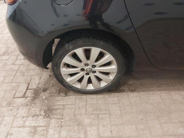 2010 VAUXHALL ASTRA SE