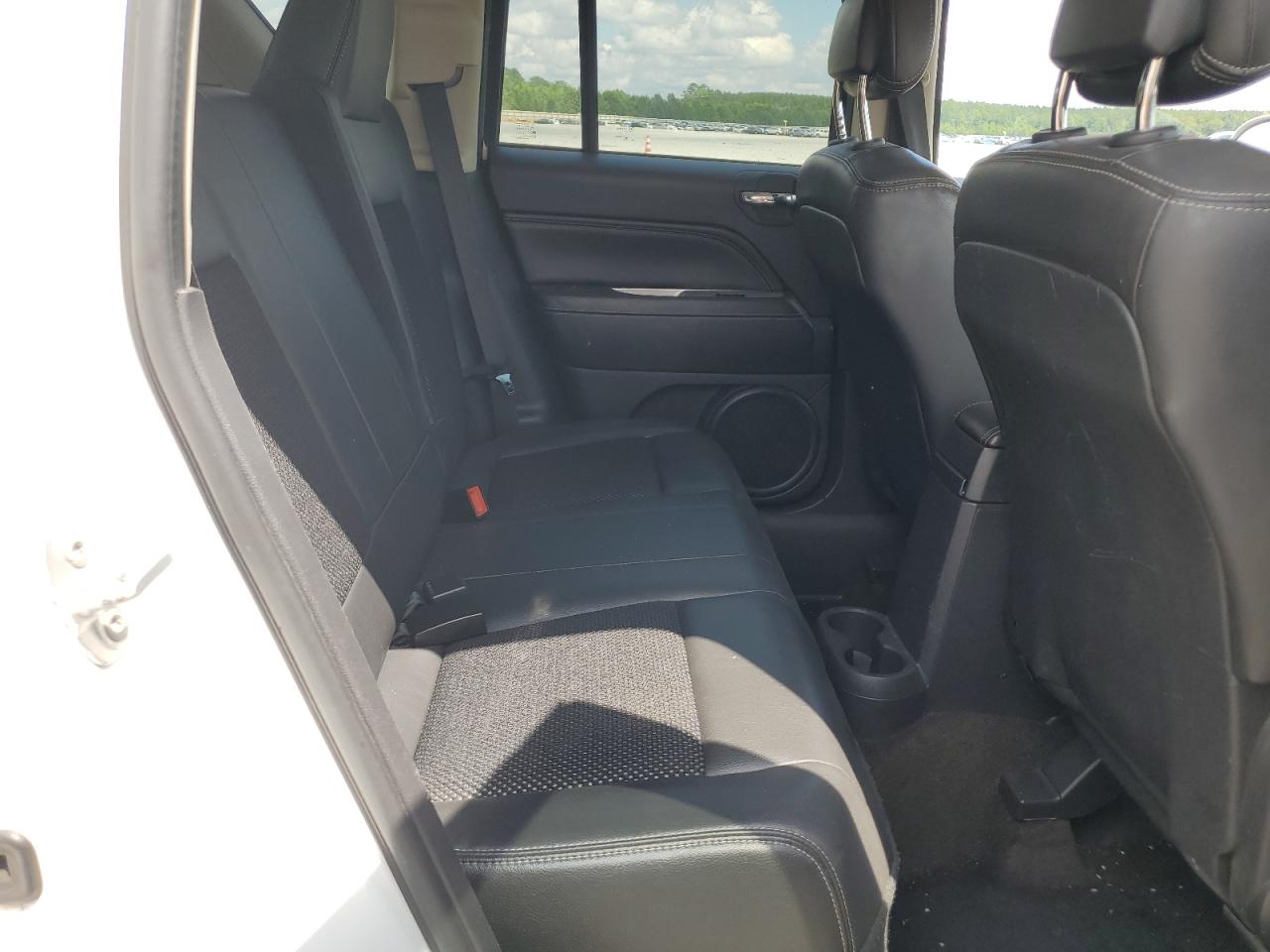 2014 Jeep Compass Latitude VIN: 1C4NJCEA5ED601586 Lot: 64414995