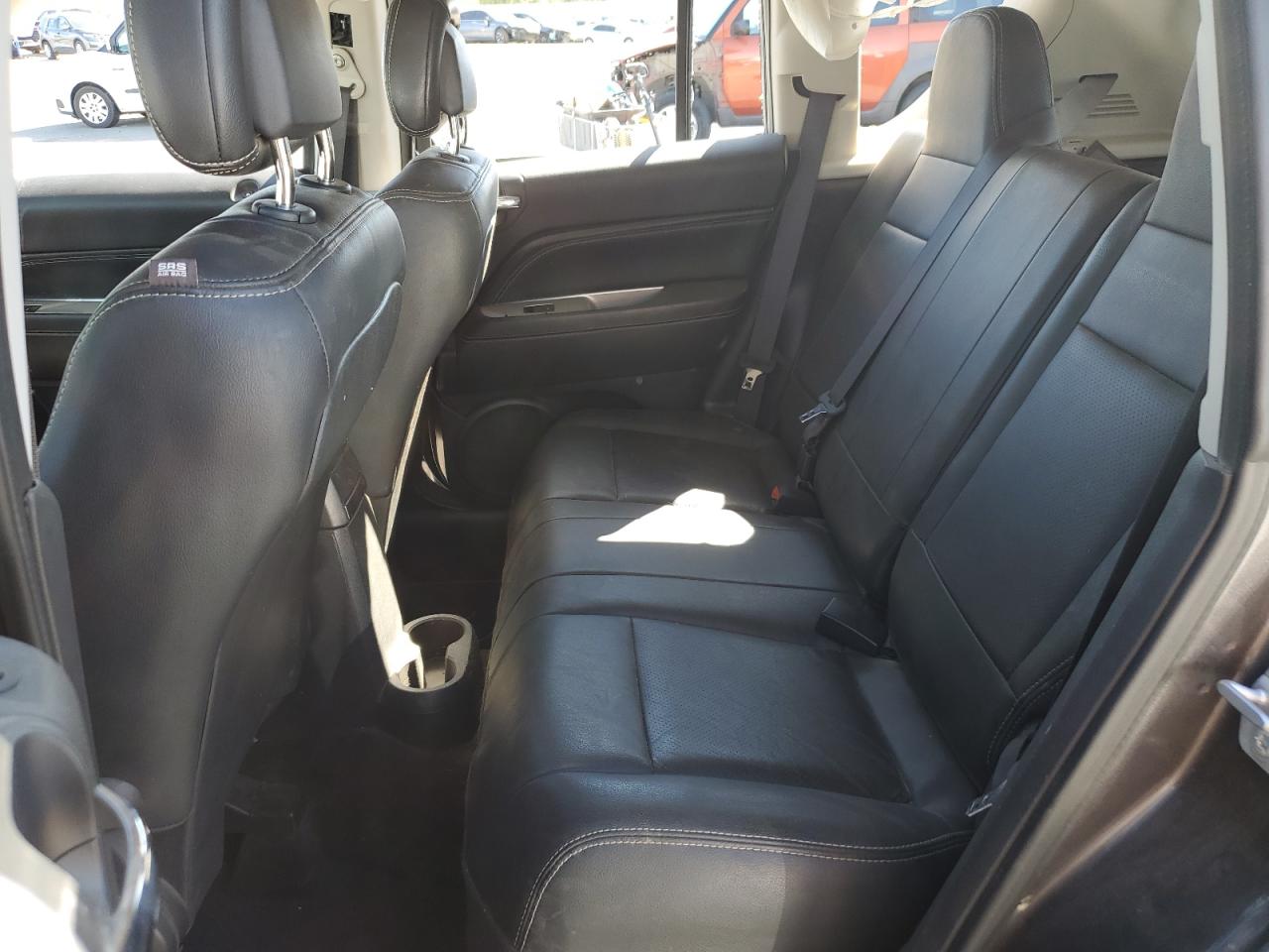 2016 Jeep Compass Latitude VIN: 1C4NJDEB5GD697172 Lot: 64477345