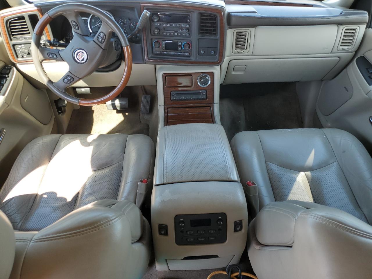 2004 Cadillac Escalade Luxury VIN: 1GYEC63T54R309965 Lot: 64319945