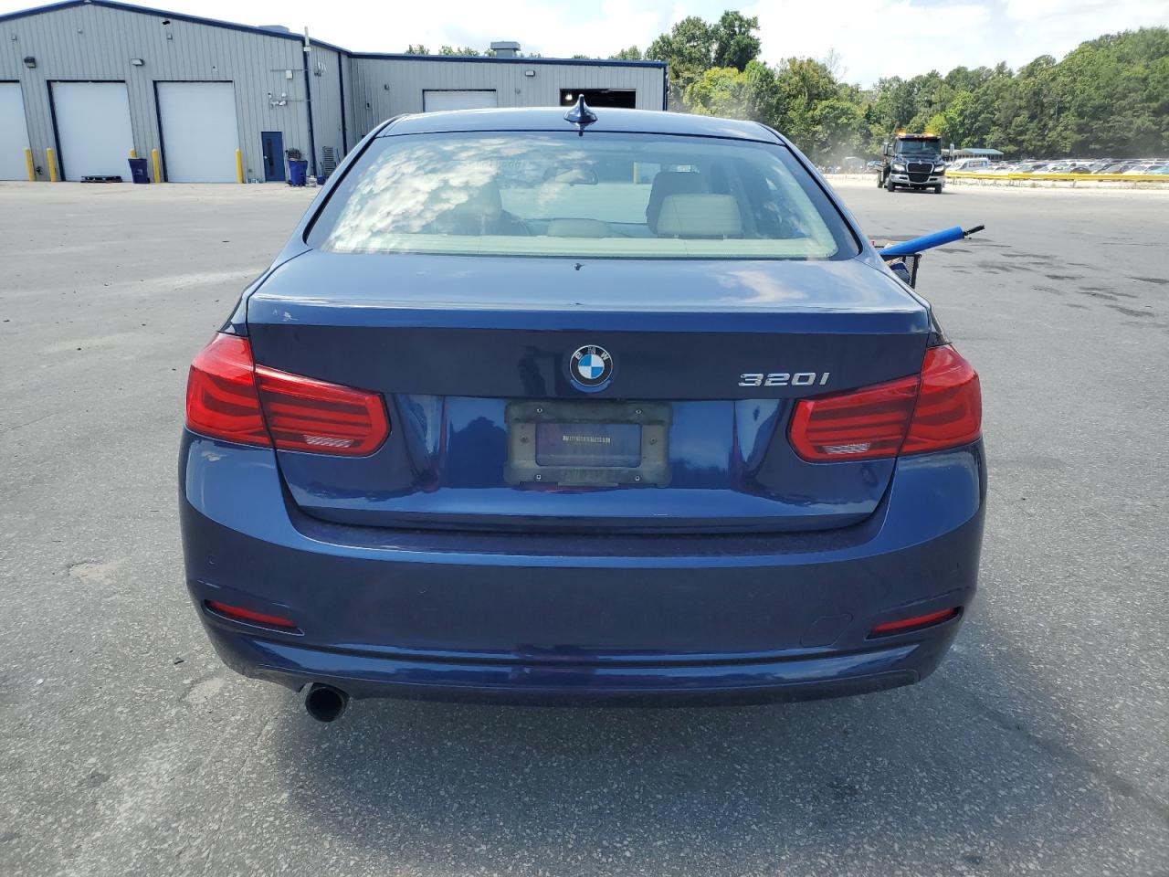 2016 BMW 320 I VIN: WBA8E1G54GNU12136 Lot: 65501645