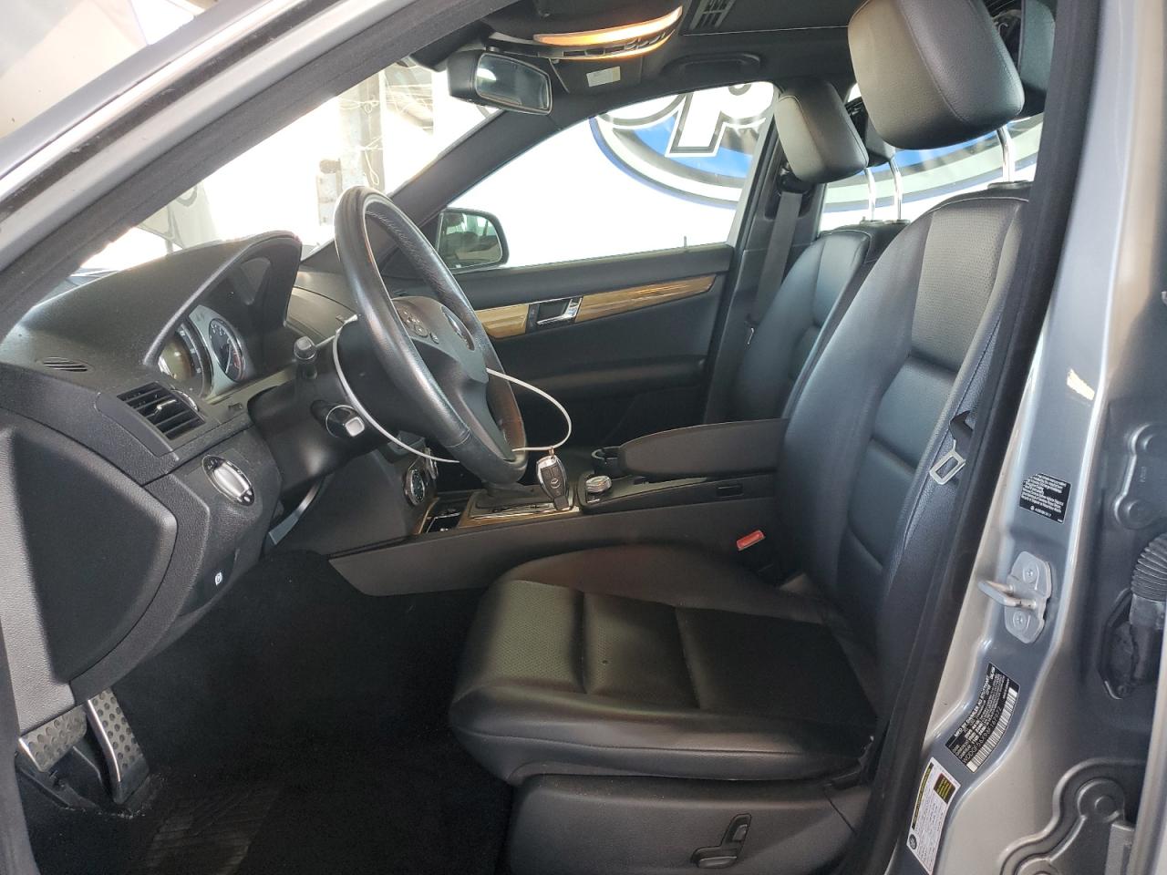 2008 Mercedes-Benz C 350 VIN: WDDGF56X98F167972 Lot: 65090845