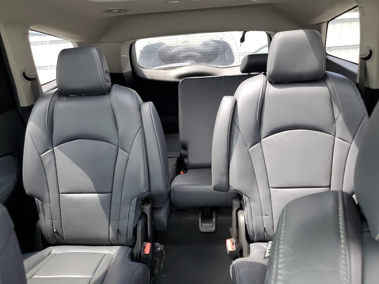 2018 Buick Enclave Premium VIN: 5GAEVBKW5JJ167262 Lot: 63738465