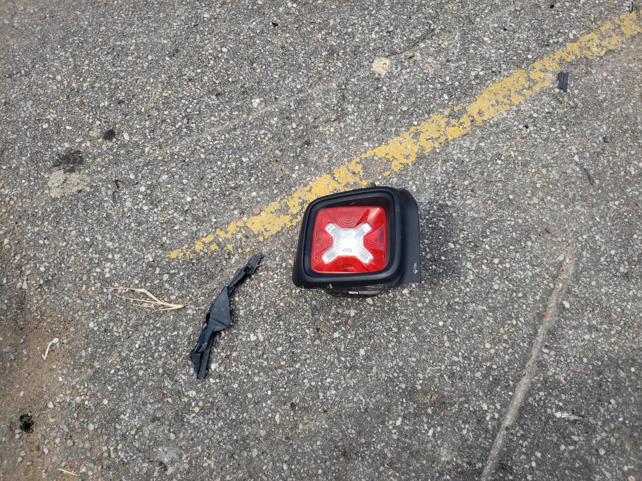 2017 Jeep Renegade Sport VIN: ZACCJAAB4HPG04589 Lot: 63394115