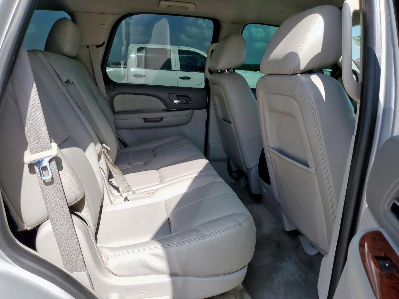 2013 Chevrolet Tahoe K1500 Lt VIN: 1GNSKBE03DR128667 Lot: 65082765