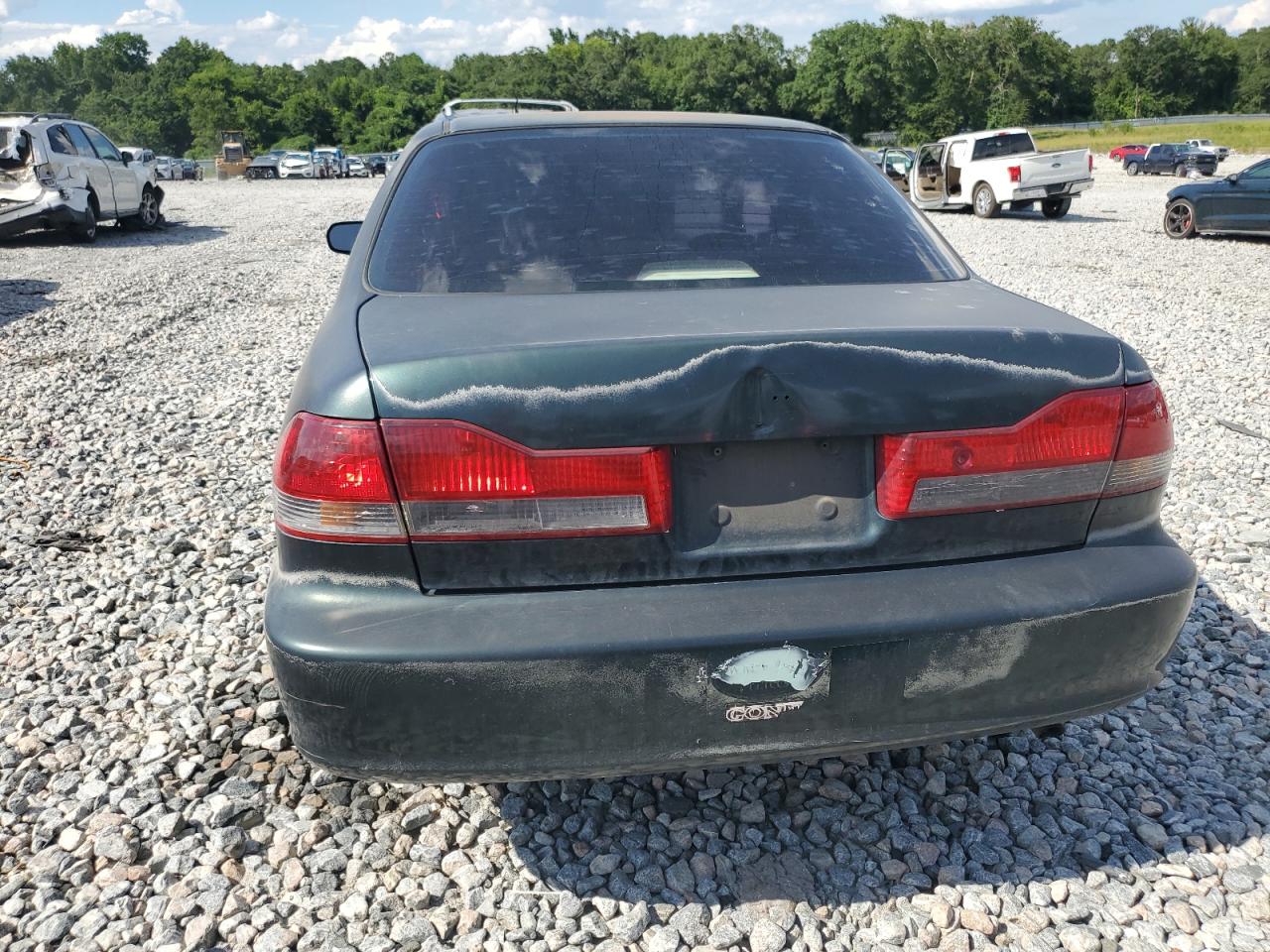 2001 Honda Accord Lx VIN: 1HGCG56421A144825 Lot: 64596595