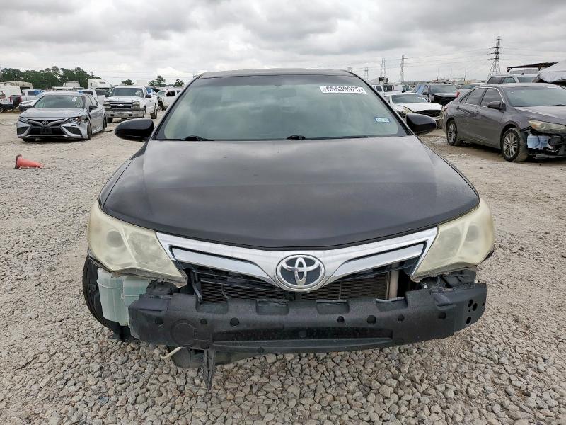 Sedans TOYOTA CAMRY 2014 Czarny