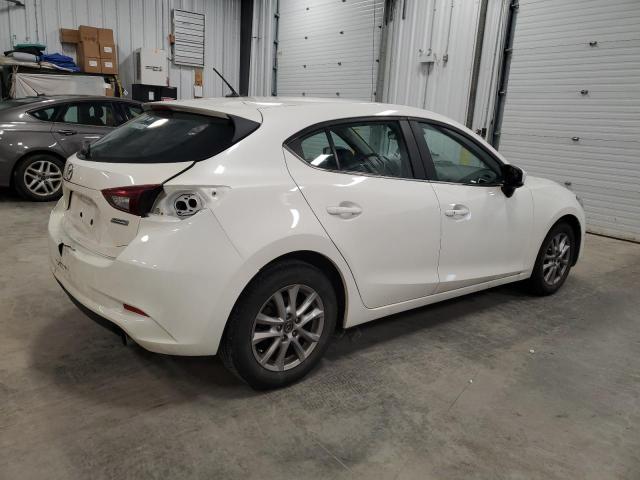2018 MAZDA 3 TOURING  