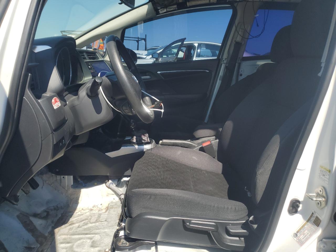 2015 Honda Fit Lx VIN: 3HGGK5G59FM738930 Lot: 65272435