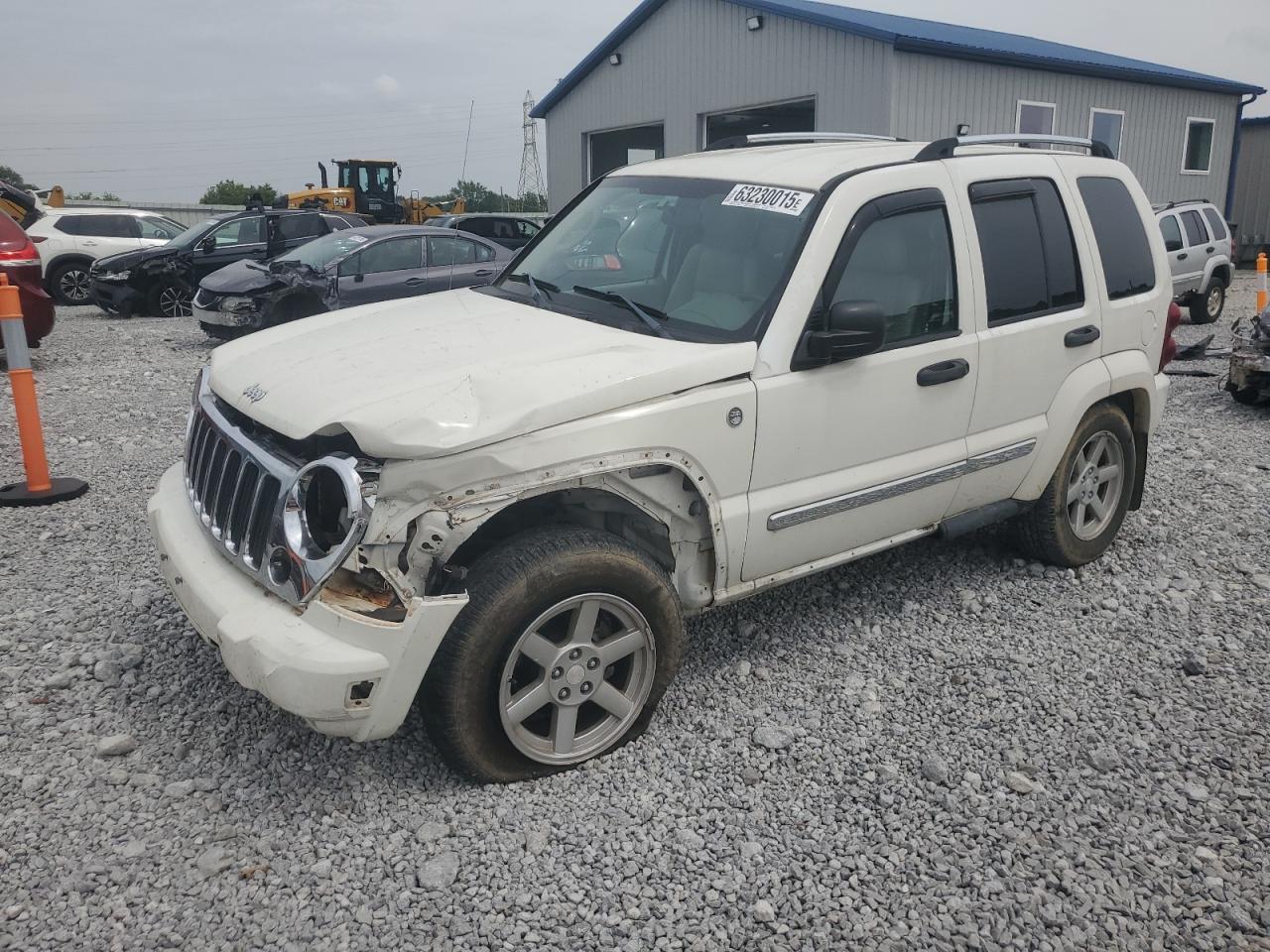 2005 Jeep Liberty Limited white null gas 1J4GL58K45W693615 photo #1