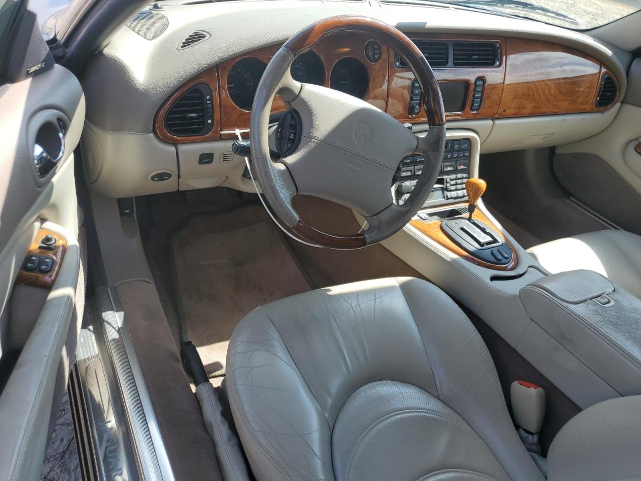 2001 Jaguar Xkr VIN: SAJDA42B21PA18419 Lot: 63505655
