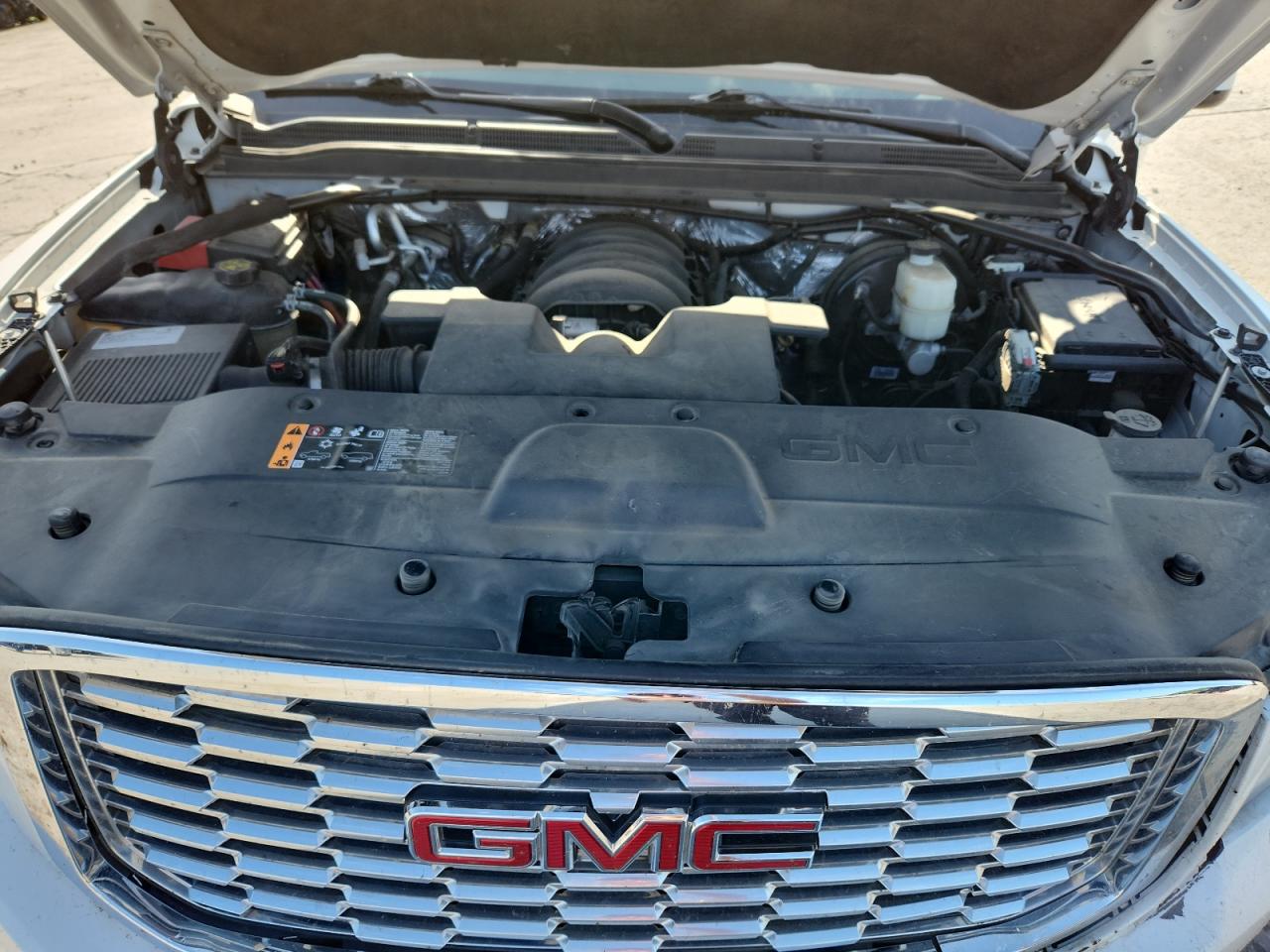 2018 GMC Yukon Denali VIN: 1GKS2CKJ1JR127349 Lot: 64232775