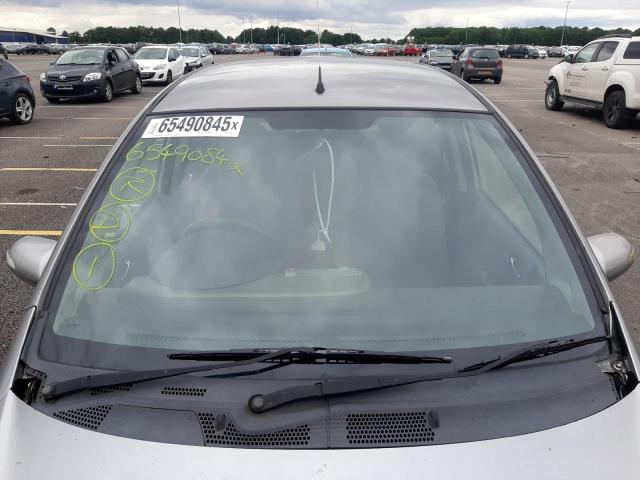 2004 HONDA JAZZ SE CVT 