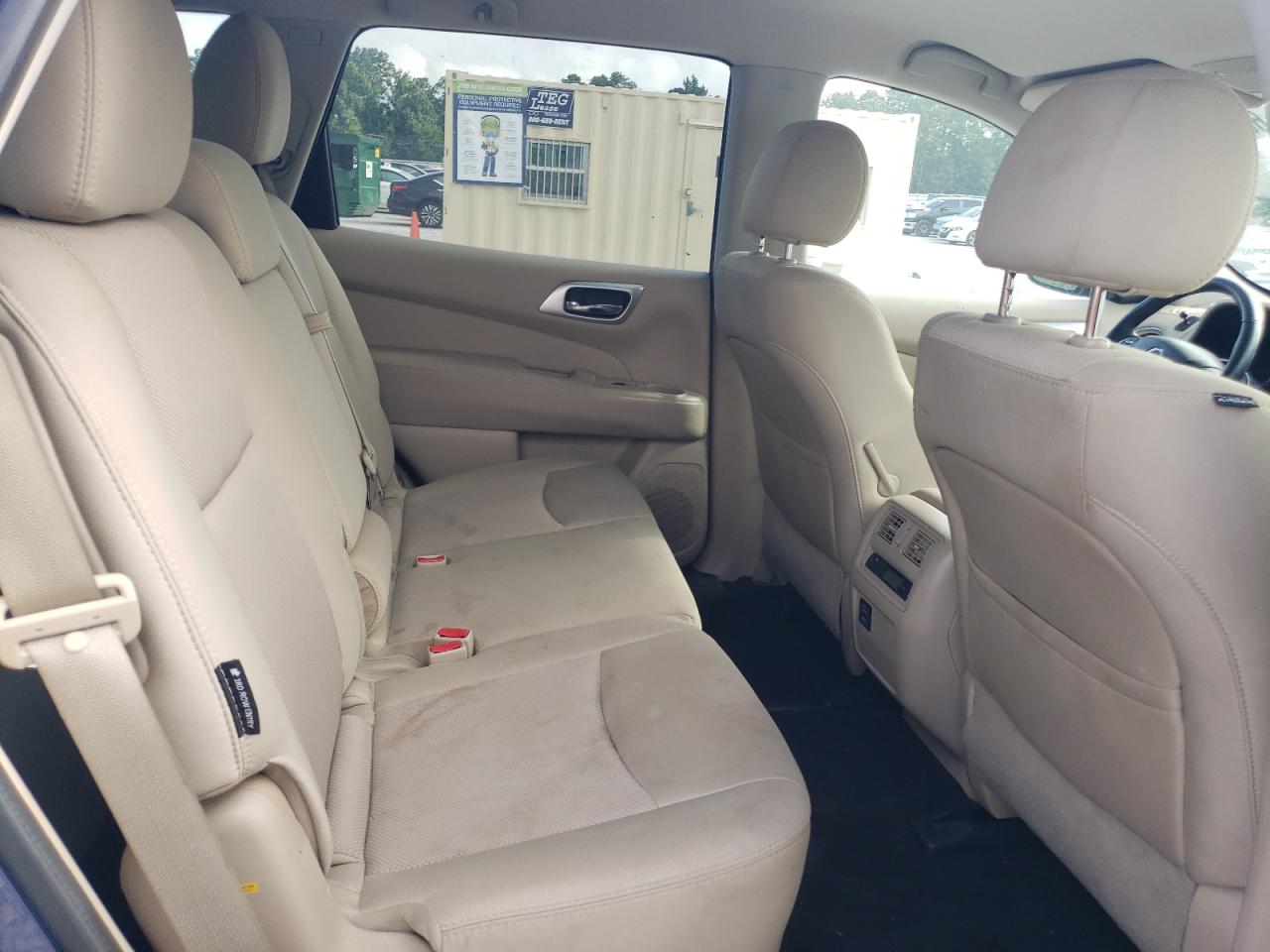 2018 Nissan Pathfinder S VIN: 5N1DR2MN2JC649237 Lot: 63922045
