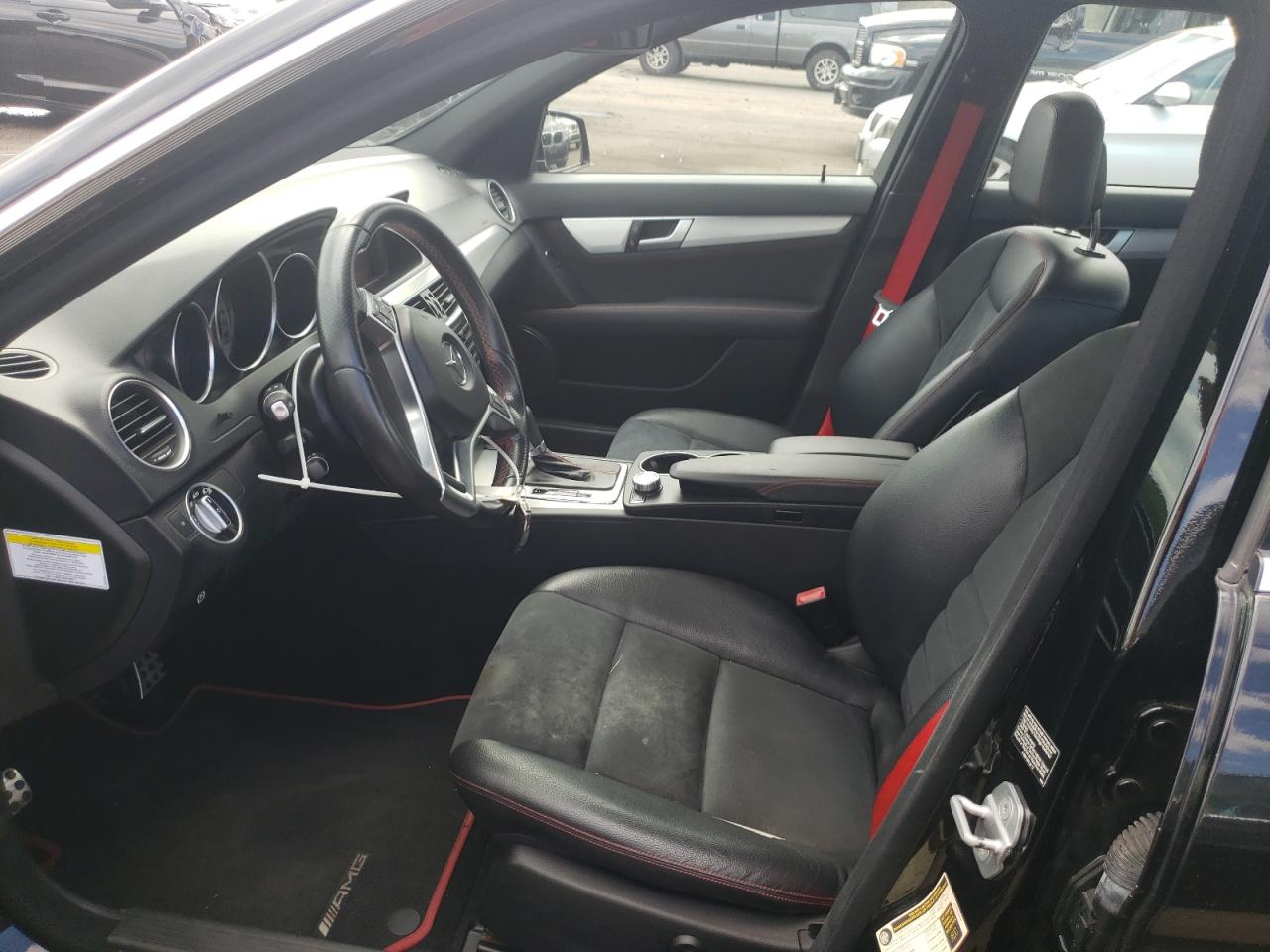 2013 Mercedes-Benz C 300 4Matic VIN: WDDGF8AB1DR261947 Lot: 63380595