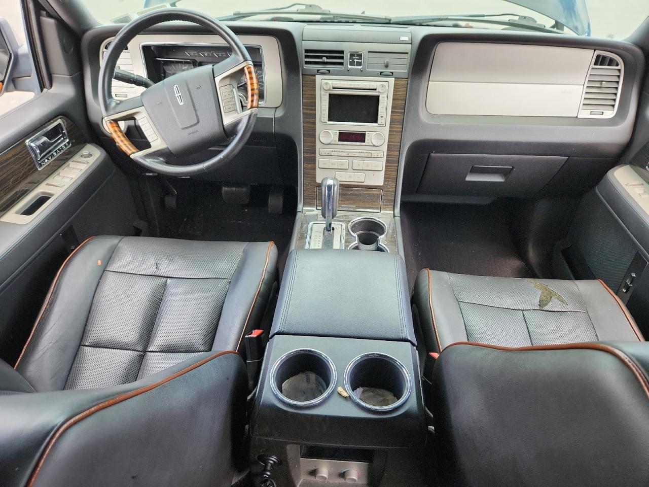 2008 Lincoln Navigator L VIN: 5LMFL28508LJ13849 Lot: 63489555
