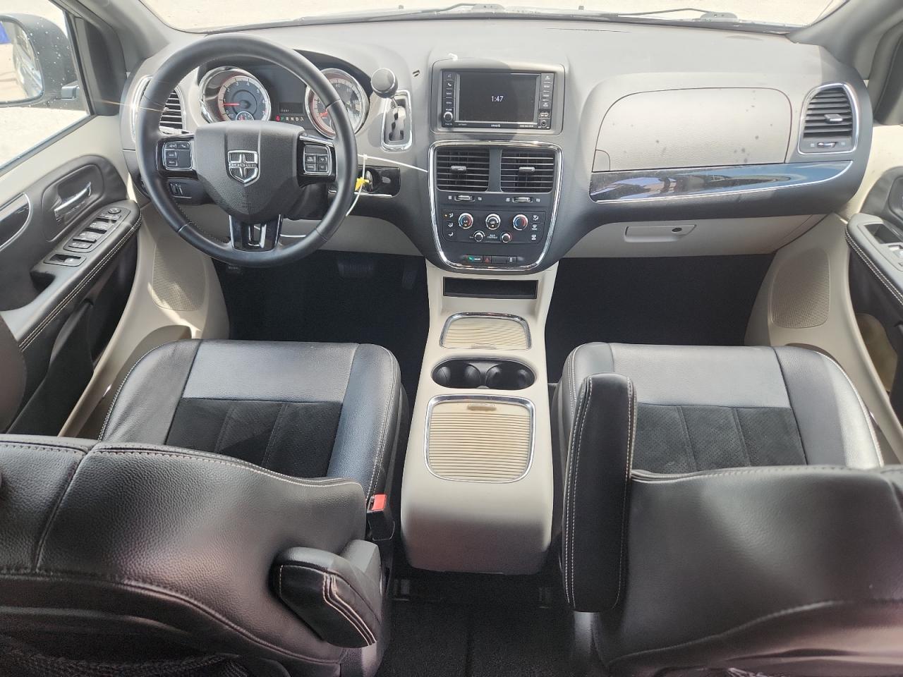 2018 Dodge Grand Caravan Sxt VIN: 2C4RDGCG8JR208518 Lot: 64384835