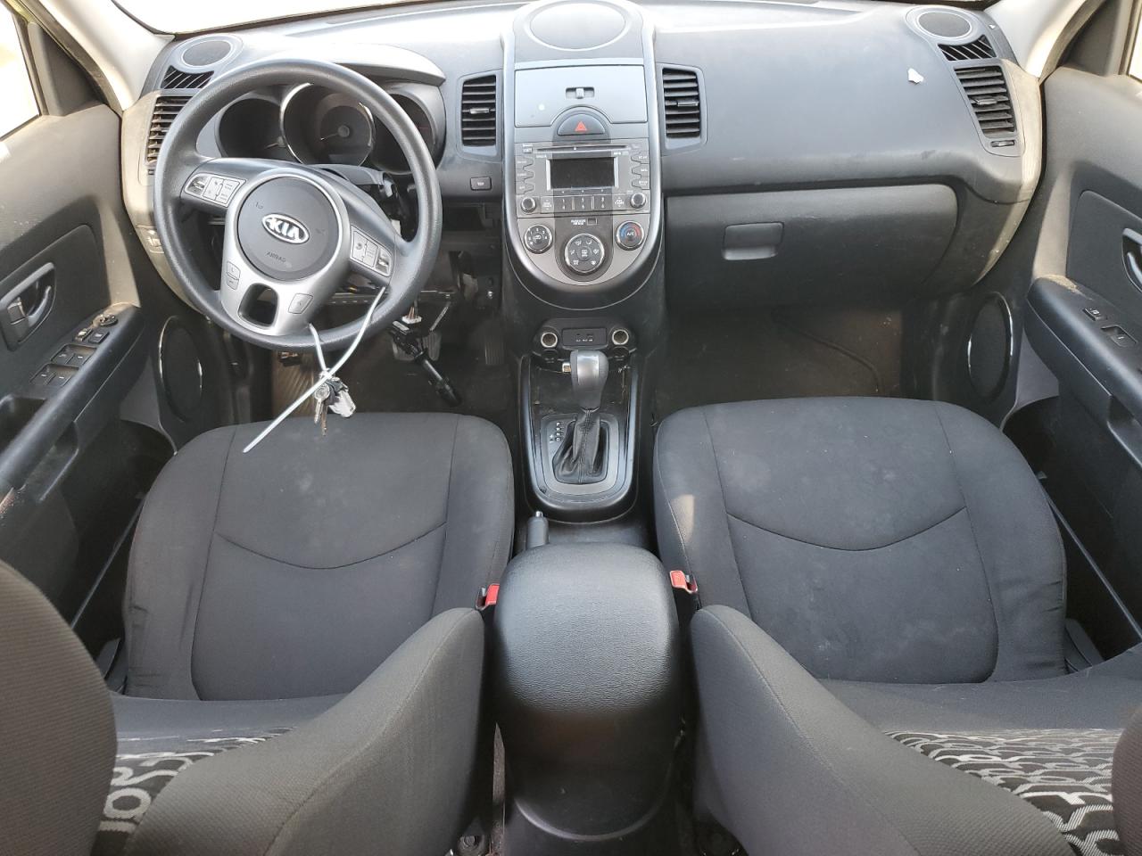 2011 Kia Soul + VIN: KNDJT2A21B7276348 Lot: 64218595