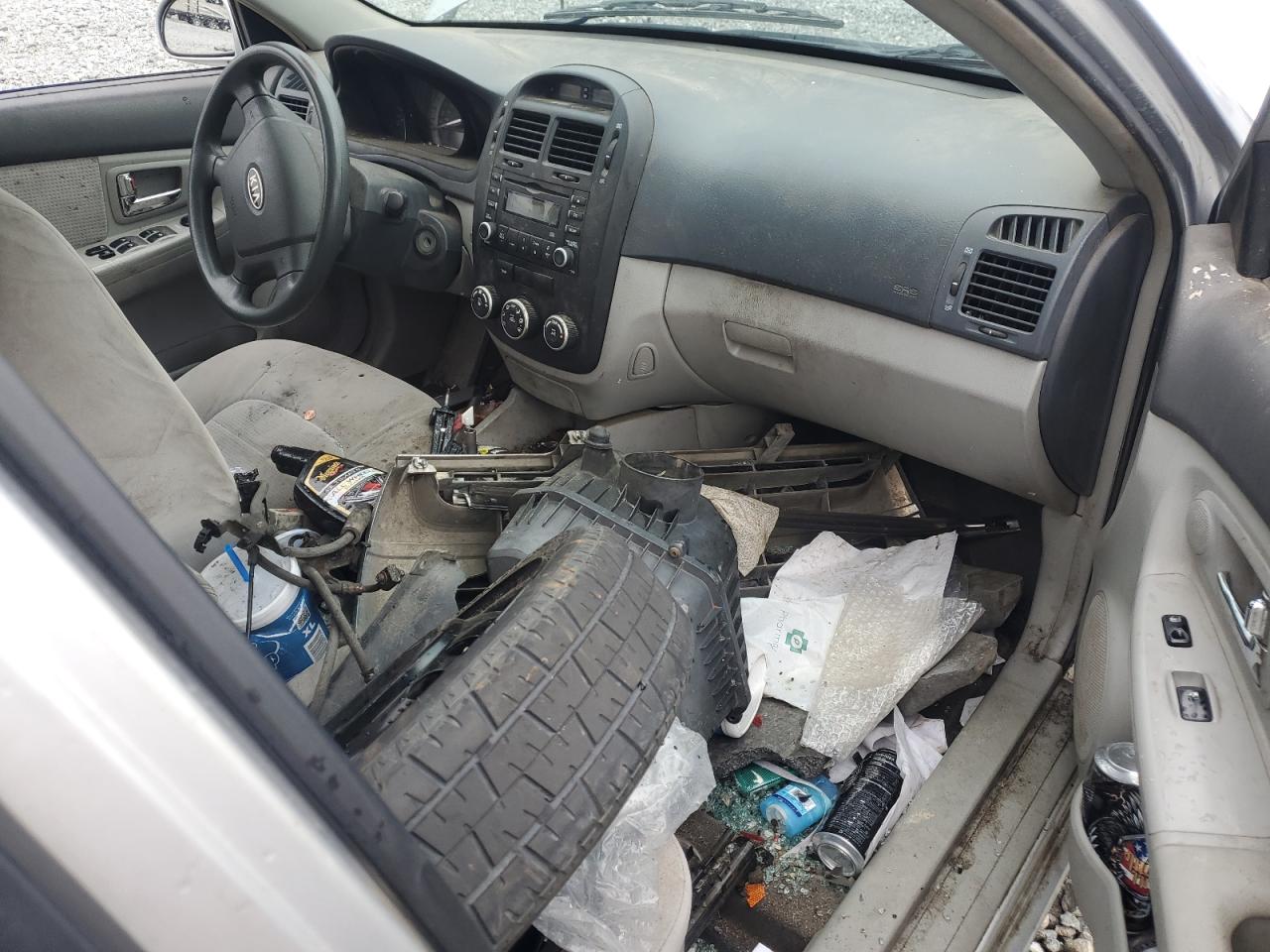 2007 Kia Spectra Ex VIN: KNAFE122475420807 Lot: 62757395