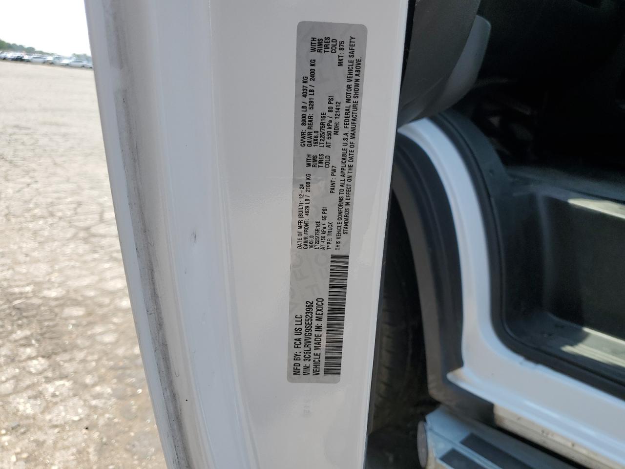 2025 Ram Promaster 2500 2500 Standard VIN: 3C6LRVVG9SE523962 Lot: 64590295