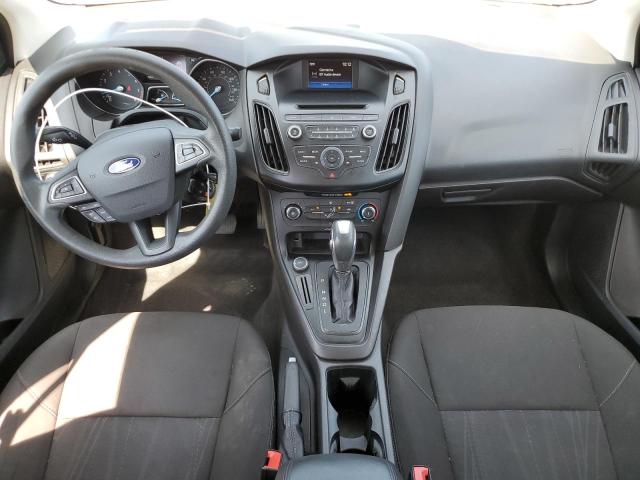 Sedans FORD FOCUS 2015 Gray