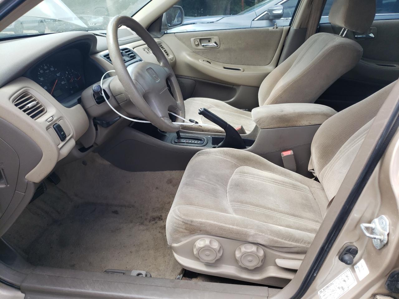 2000 Honda Accord Lx VIN: 1HGCG5644YA117216 Lot: 64634275